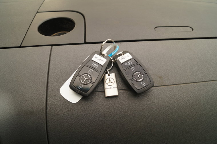 Vehicle Image 31