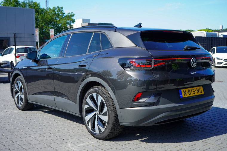 Vehicle Image 21