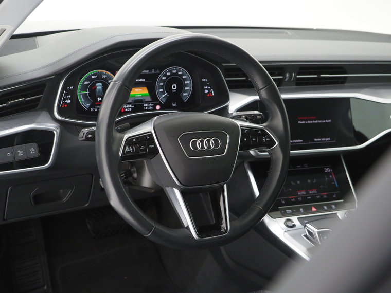 Vehicle Image 16