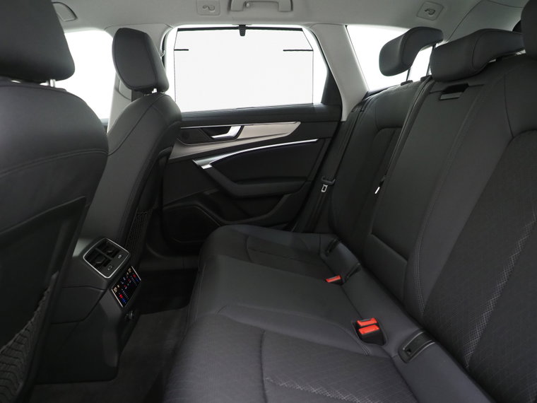 Vehicle Image 36