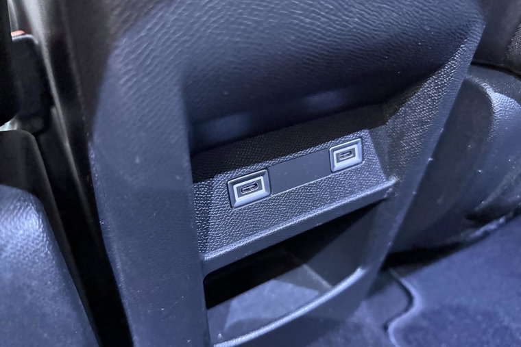 Vehicle Image 31