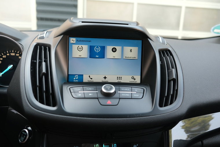 Vehicle Image 12