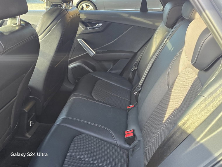 Vehicle Image 17
