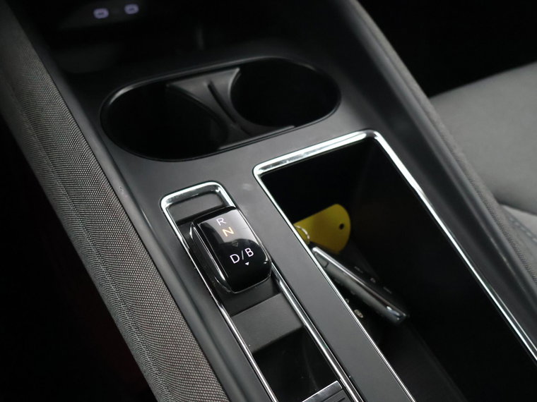 Vehicle Image 37