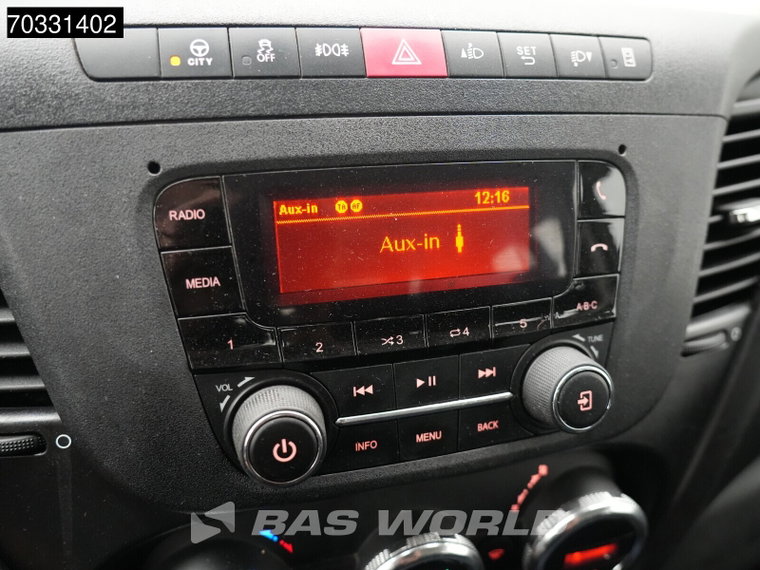 Vehicle Image 17