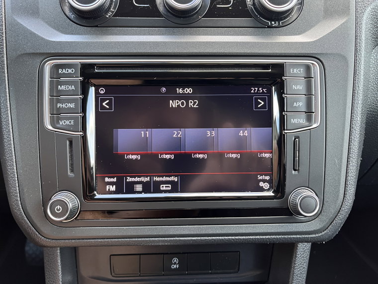 Vehicle Image 37