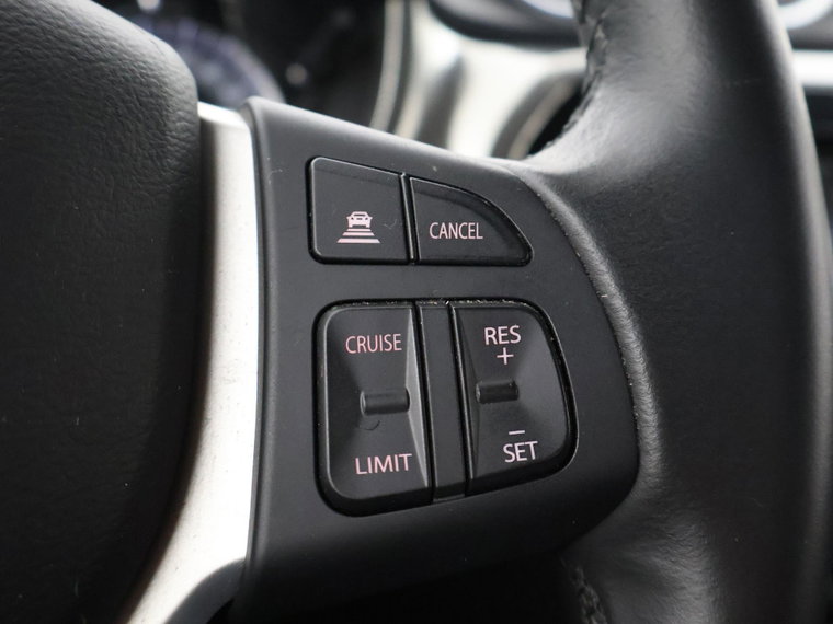 Vehicle Image 24