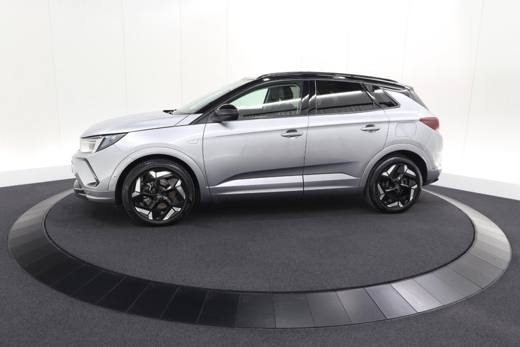 Vehicle Image 40