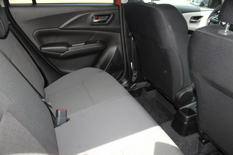Vehicle Image 37