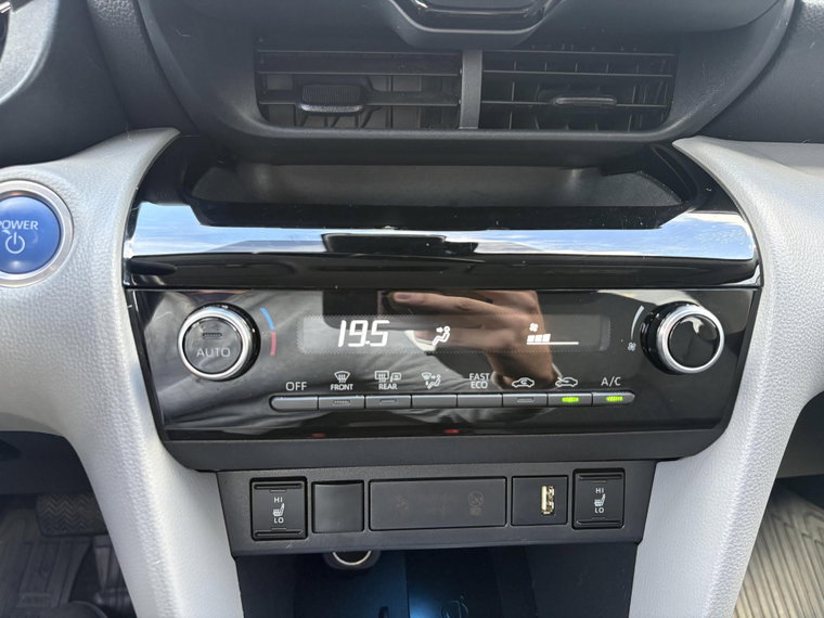 Vehicle Image 22