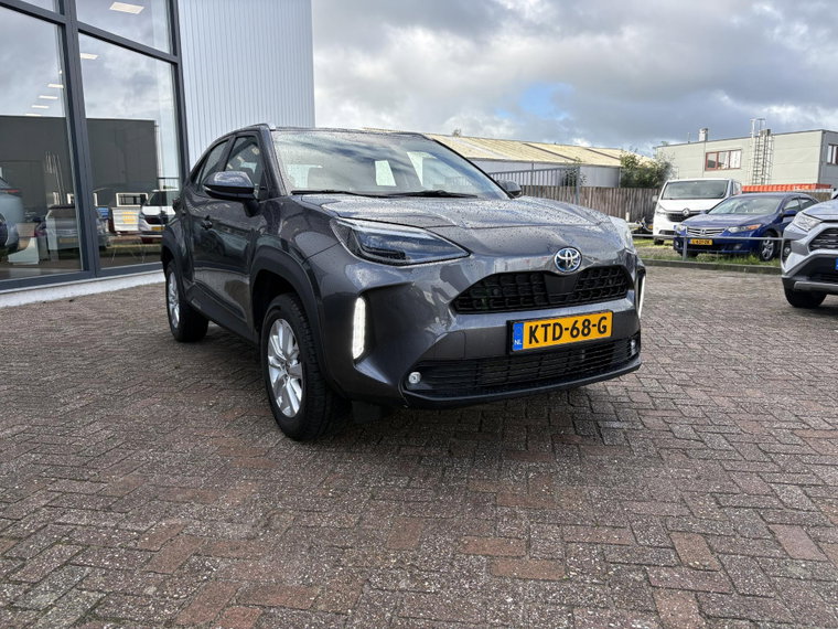 Vehicle Image 9