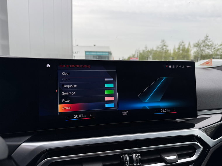 Vehicle Image 38