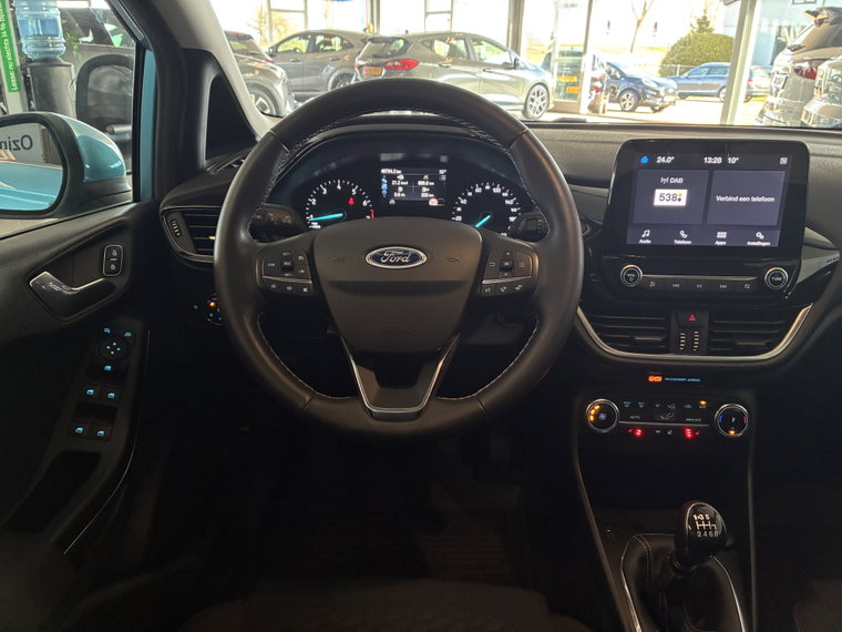 Vehicle Image 17