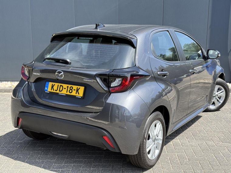 Vehicle Image 4