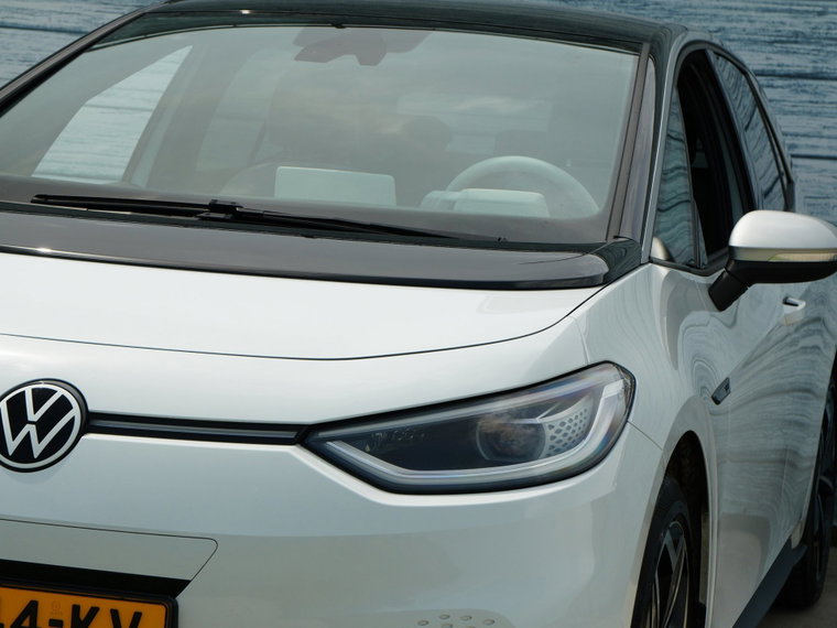 Vehicle Image 37