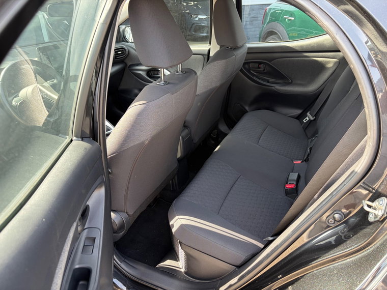Vehicle Image 14