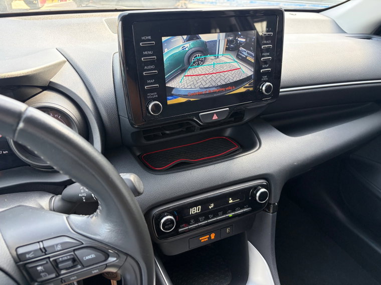 Vehicle Image 16