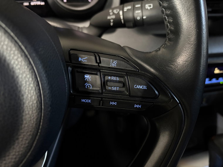 Vehicle Image 18