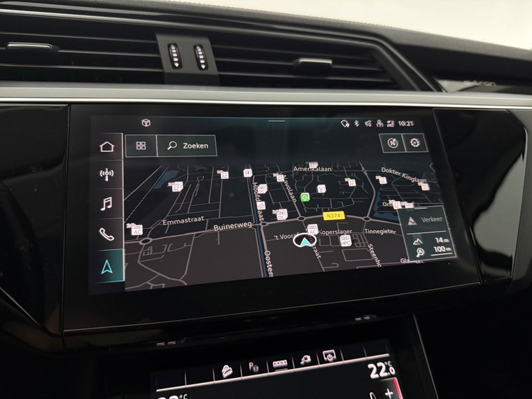 Vehicle Image 30