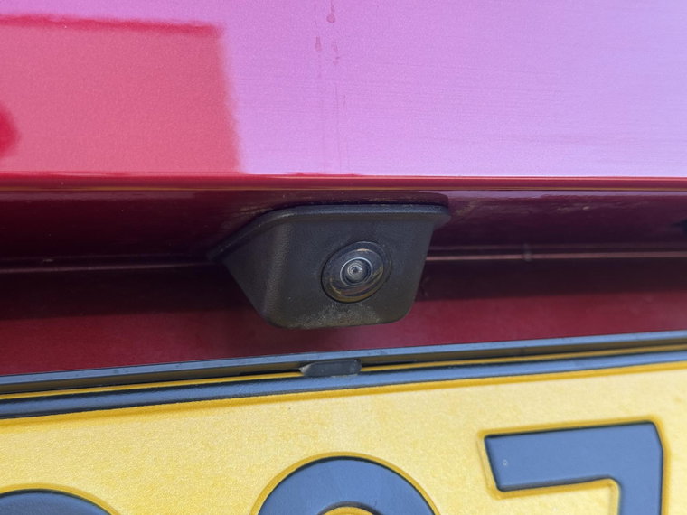 Vehicle Image 13