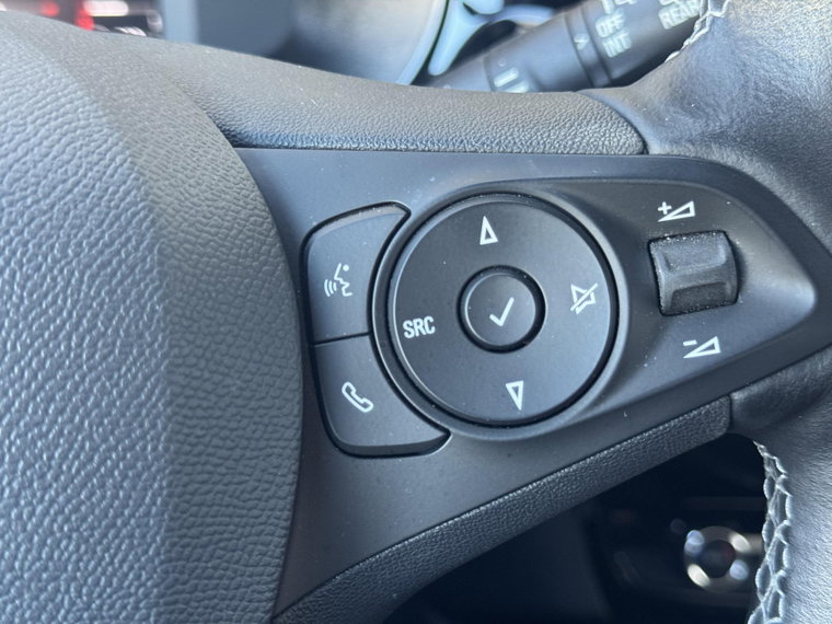 Vehicle Image 29