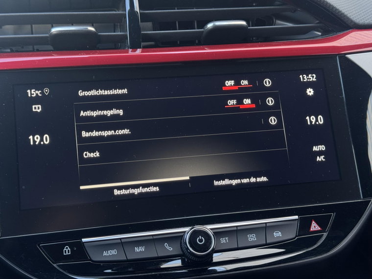 Vehicle Image 37