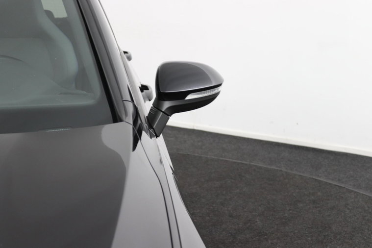 Vehicle Image 39