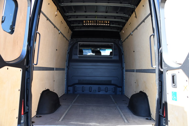 Vehicle Image 36