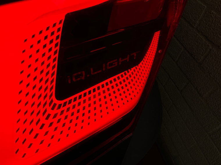 Vehicle Image 30