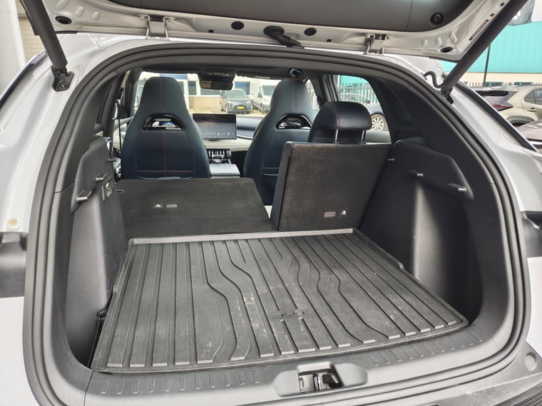Vehicle Image 36