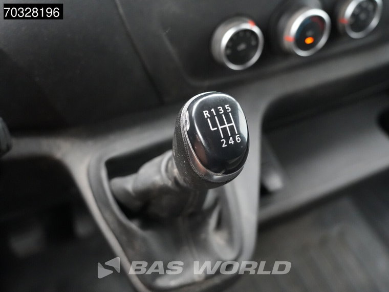 Vehicle Image 39