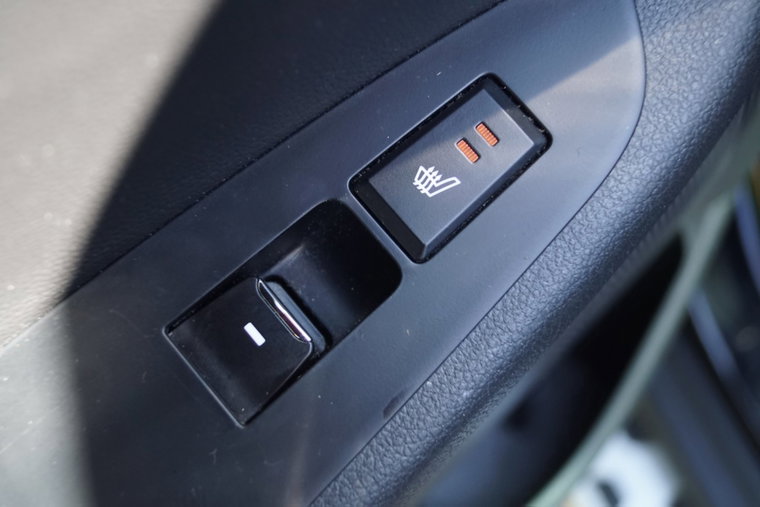 Vehicle Image 36