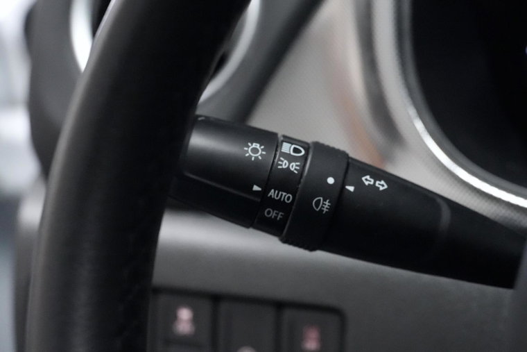 Vehicle Image 23