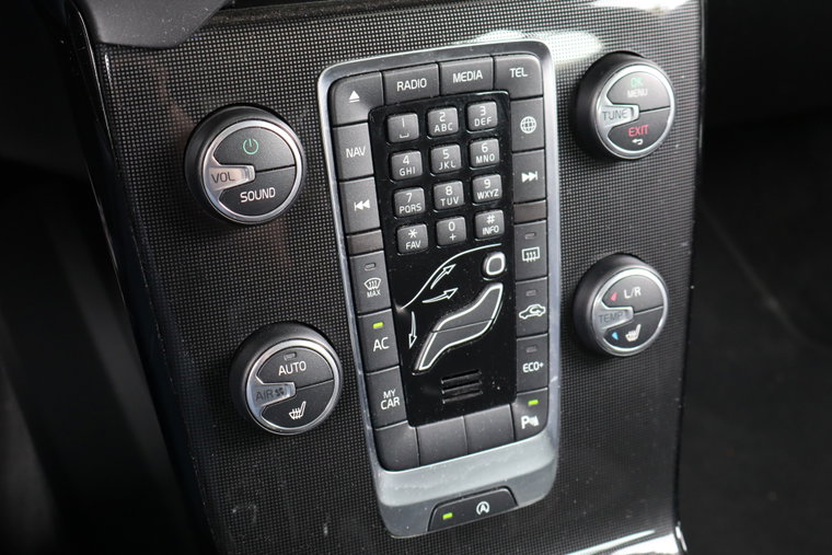Vehicle Image 38