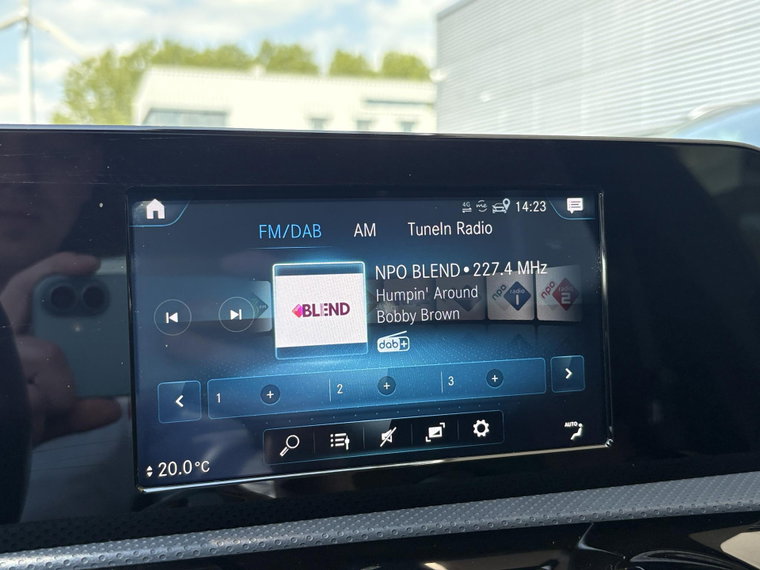 Vehicle Image 36