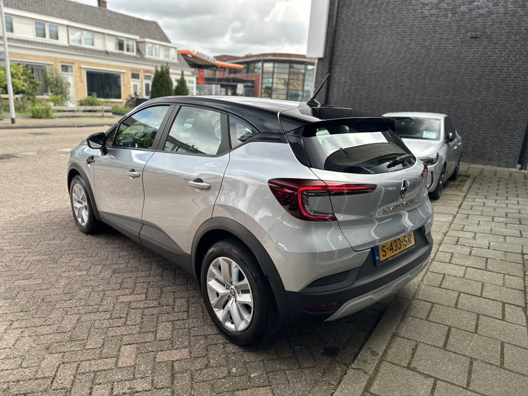 Vehicle Image 31
