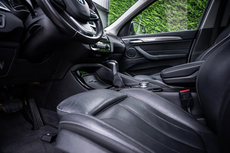 Vehicle Image 36