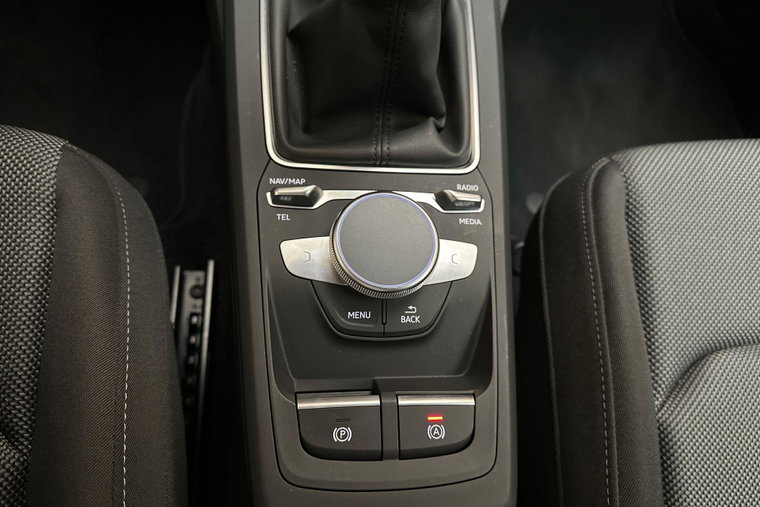 Vehicle Image 31