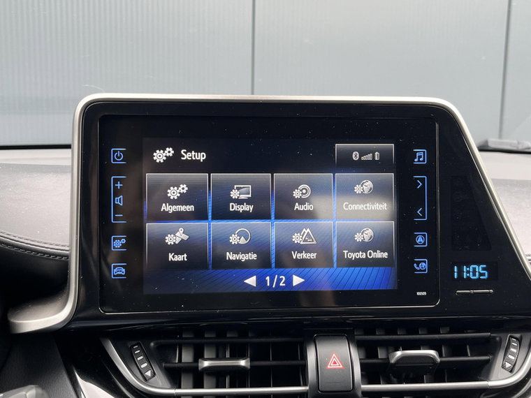 Vehicle Image 23