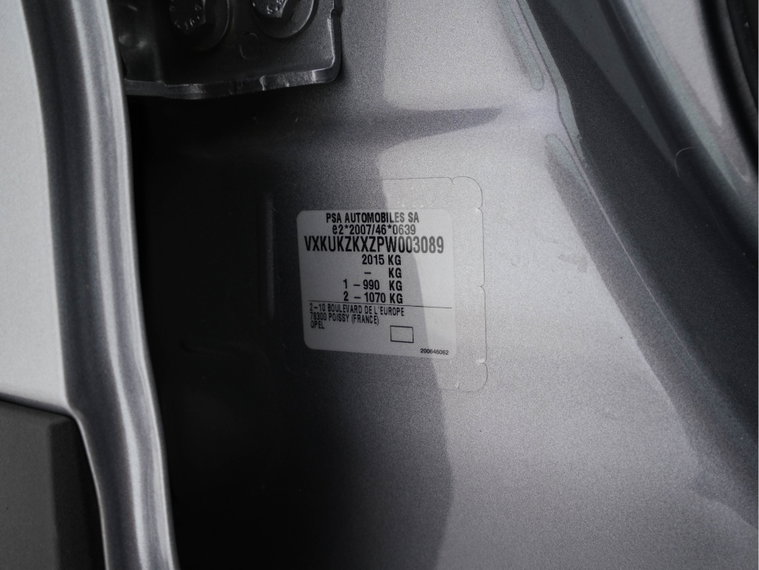 Vehicle Image 30
