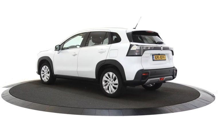 Vehicle Image 3
