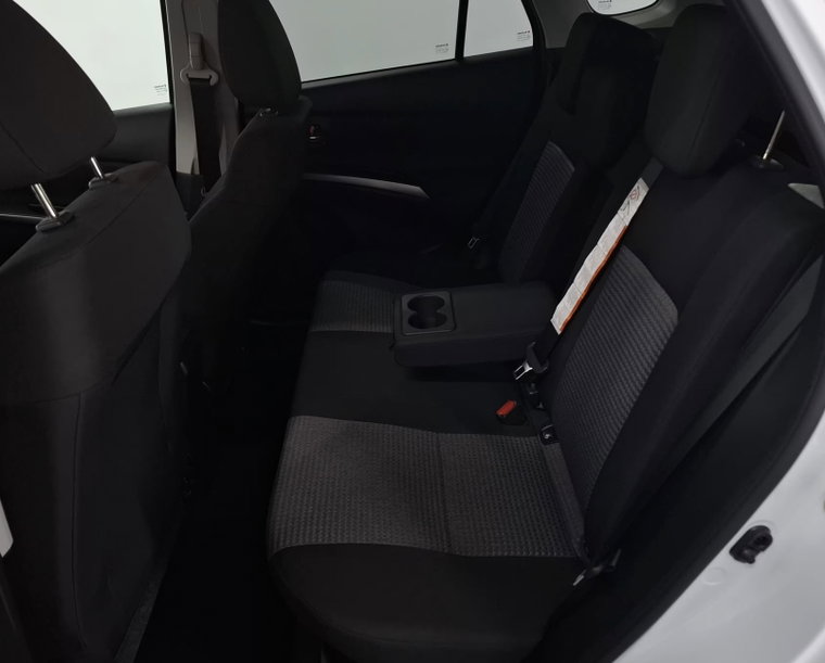 Vehicle Image 16
