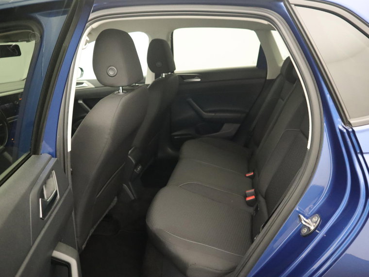 Vehicle Image 39