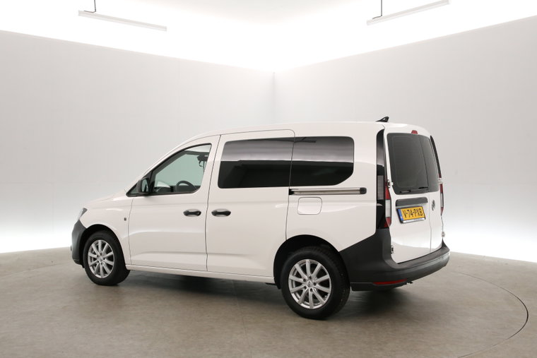 Vehicle Image 24