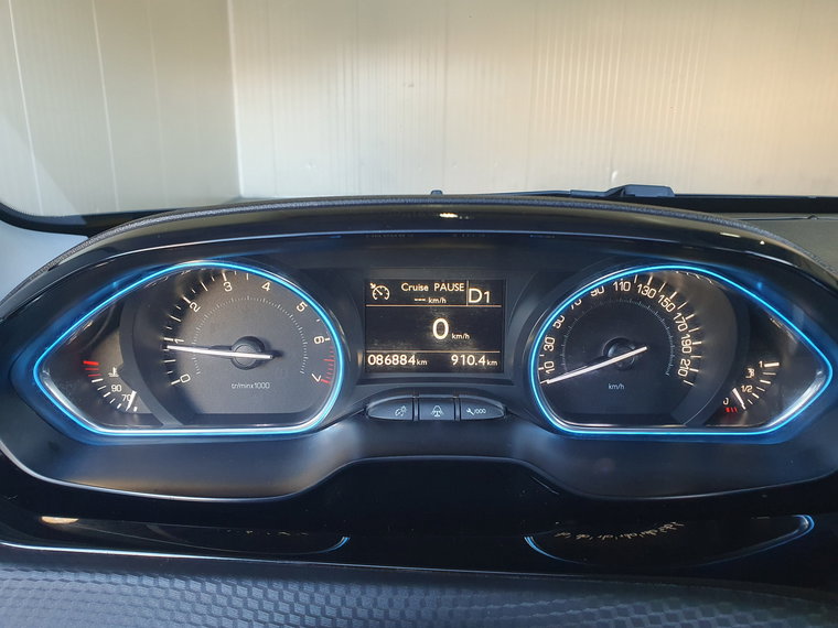 Vehicle Image 35