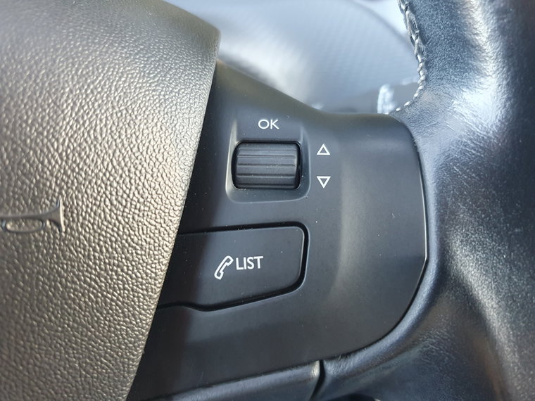 Vehicle Image 39