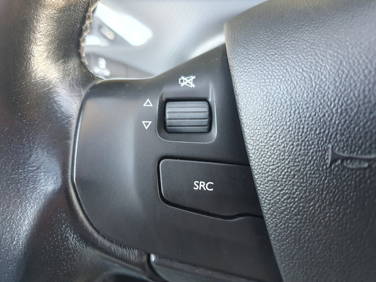 Vehicle Image 40