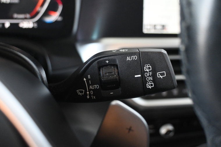 Vehicle Image 34