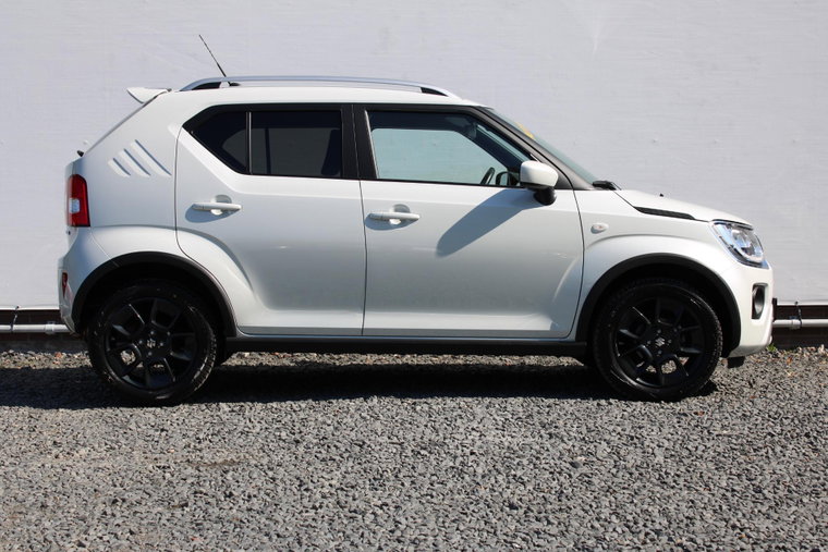 Vehicle Image 12