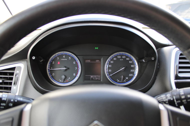Vehicle Image 17